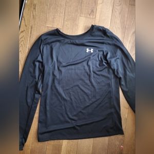 NWOT Under Armour Heatgear Long Sleeve Tee